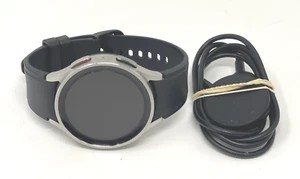 Samsung Galaxy Watch 5 Pro 45mm Gray Titanium with Black Bands GPS Good - Picture 1 of 5