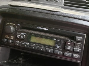 Audio Equipment Radio Am-fm-cd Fits 99-01 CR-V 1163683 - Picture 1 of 8