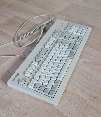 26 jährige zweifarbige Tastatur Cherry G81-3000LRNDE (QWERTZ, PS/2, MY Schalter) - Bild 1 von 4