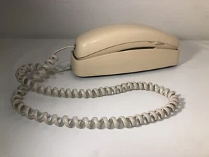 VTG Trimline ATT Beige Telephone Push Button Landline Desk or Wall Phone TESTED - Picture 1 of 8
