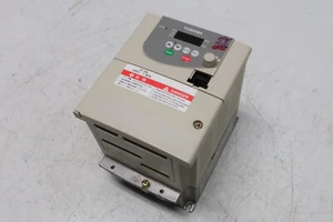 Inversor de transistor Toshiba VFS9-4015PL-WN 2 HP usado - Imagen 1 de 8
