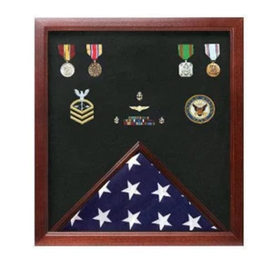 MILITARY US FLAG AND MEDAL DISPLAY CASE SHADOW BOX - Picture 1 of 1