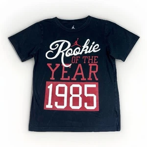 Jordan Youth Graphic Tee Rookie 1985 Black Red Boys L 12-13 Yrs Basketball - Picture 1 of 7