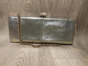 VALERIE STEVENS Small Gold Leather Chain Clasp Flapper Clutch Purse - Picture 1 of 6