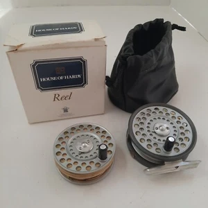 Hardy Featherweight Fly Fishing Reel with Extra Spool Two DT5F Lines pouch & box - Picture 1 of 22