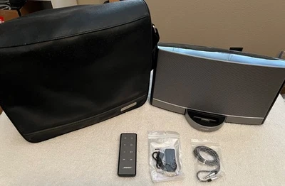 Bose SoundDock N123 Portable Digital Music System - Image 1 of 4