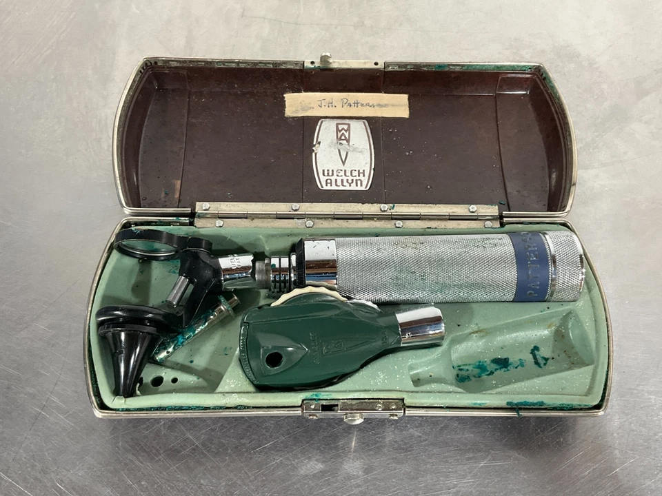 Офтальмоскоп Welch Allyn — ручной диагностический прицел - Изображение 1 из 4