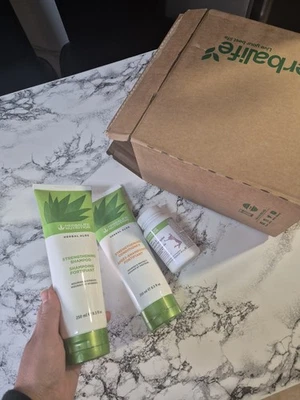 Herbalife Gesunde Haare Aloe Vera - Bild 1 von 3