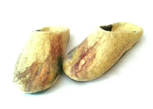 US 9 Wool slippers for women * Handmade house shoes * Art - Picture 1 of 5