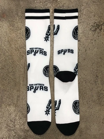 San Antonio Spurs NBA Mens Large Socks Fits Size 6-12 PKWY Logo Panel Crew Cover