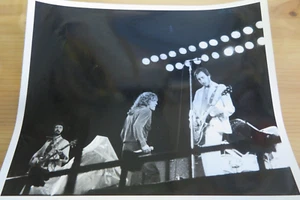 THE WHO - RARE PUBLICITY PHOTO OF ROGER, JOHN & PETE ON STAGE AT CHARLTON 1976 - Picture 1 of 5