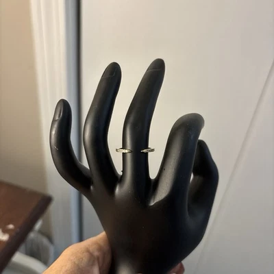 Anel com garra de ouro amarelo 14k e diamante tamanho 7 - Imagem 1 de 4