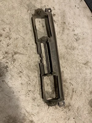 1986 honda fourtrax foreman 350 trx350d 4x4 OEM Front Grill Headlight Housing 58 - Image 1 of 4