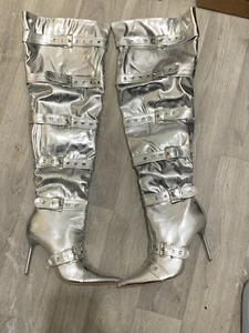 PLT Silver Pu Point Toe Buckled Over The Knee Heeled Boots UK 5, RRP £60 - Picture 1 of 4