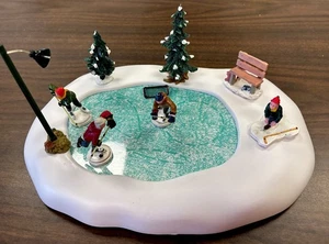 Lemax Animated Table Accents “After School Ice Hockey Match” #94017 Boxed READ - Picture 1 of 10