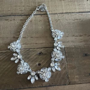 New Look Silver Toned Diamanté Floral Flower Gem Party Statement Necklace - Picture 1 of 14