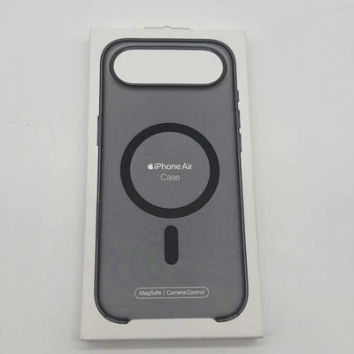 OFFICIAL GENUINE APPLE IPHONE AIR MAGSAFE CASE SHADOW GREY COVER MGH24ZM/A - image 1 of 4