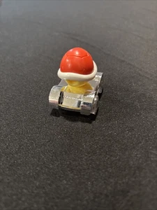 RED SHELL Series 2 Hot Wheels Mario Kart Blind Box Turtle Shell - Picture 1 of 7