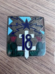 ORIGINAL MILITAIRE INSIGNE 18º RÉGIMENT DE GENIE / DRAGO BE - Picture 1 of 2