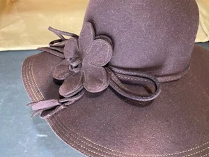 Liz Claiborne Crazy Horse Boho Brown Wool Floppy Hat with Flower and Gold Trim - Picture 1 of 8
