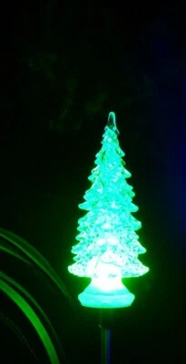Solar Christmas X-MAS Tree Light, Garden Decor Stake Yard Green LED  Landscape  - Image 1 of 4