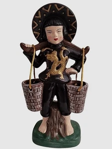 Statuina signora asiatica secchielli cura gesso dipinto a mano vintage - Foto 1 di 12