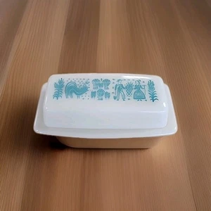 Piatto burro vintage Pyrex Amish stampa burro turchese made in USA ottime condizioni  - Foto 1 di 10