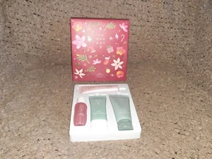 THE FACE SHOP-Yehwadam-Essential Travel Set-4 Pieces-New/Boxed - Picture 1 of 4
