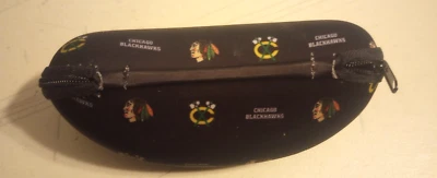 Estuche con cremallera para gafas de sol Chicago Blackhawks Foto 1 de 3