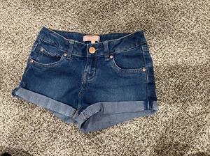 BCBG GIRLS Jean Denim Shorts size 7 Cuffed Kids Adjustable Play Vacation Summer - Picture 1 of 4