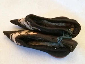 Antique Chinese 6" Soft Lotus Slippers for Bound Feet Black Embroidered Satin - Picture 1 of 10