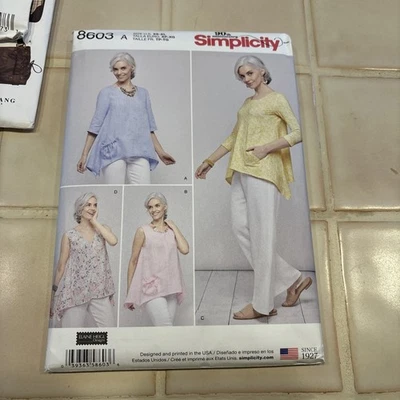 Simplicity 8603 Sewing Pattern Misses Size US XS-XL Loose Fit Pullover E. Heigl - Image 1 of 2