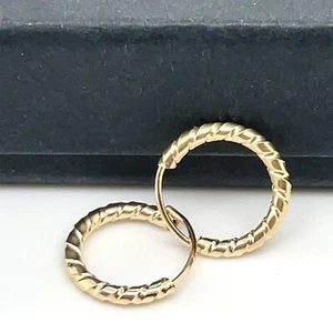 Geniune 375 9ct Yellow Gold 9mm Twisted Sleeper Hoop Earring 375 Stamp New - Picture 1 of 10