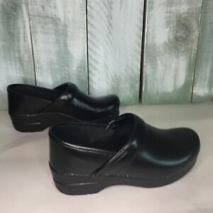 Dansko Women's Size 39 US 8.5 WIDE Black Leather Slip On Professional Clogs New