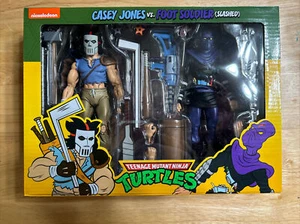 NECA: Tortugas Ninja Mutantes Adolescentes - Casey Jones vs Foot Soldier (Cortado) - Imagen 1 de 3