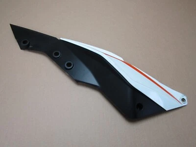 KTM 1290 Super Adventure R 2017 76.431 millas panel carenado trasero derecho (13175) Foto 1 de 4