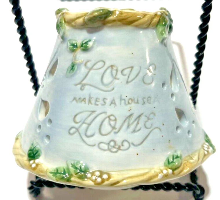 Tarro de velas Yankee Sombra Topper “El amor hace una casa” Flores Primavera 3-1/4” Alto Foto 1 de 4