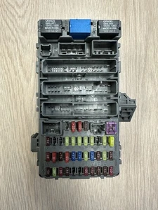 2012 HONDA PILOT Cabin Fuse Box Relay Module 38200-SZA-A303 - Picture 1 of 7