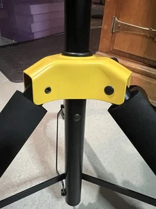 Hercules Stands GS414B PLUS Auto Grip System - Supporto singolo per chitarra - Foto 1 di 4