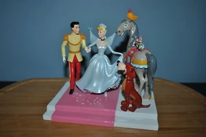Estatuilla Princesa Disney Dept 56 Happily Ever After 2006 RARA Sin Caja - Imagen 1 de 5