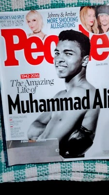 People Magazine June 20 2016 THE AMAZING LIFE OF MUHAMMAD ALI - Near Mint - Image 1 of 4