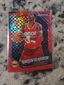2024-25 Panini Prizm Black Hakeem Olajuwon Red Power/75 Rockets Color Match - Imagen 1 de 2