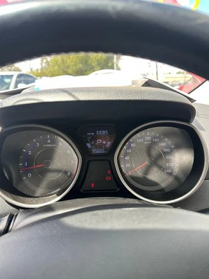 HYUNDAI ELANTRA MD 10/2013-11/2015 INSTRUMENT CLUSTER 95668KM P/N 940063X490 - image 1 of 4