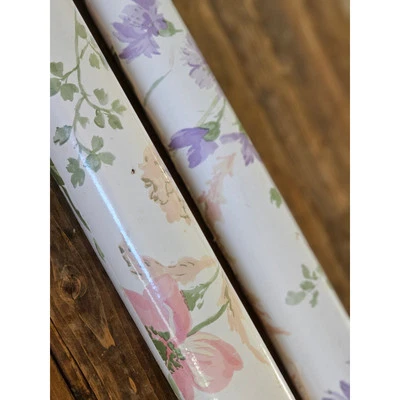 Laura Ashley wallpaper lot 00311 pink rose purple yellow daisy 56 square ft 5.2M - Image 1 of 4