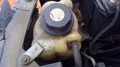 Резервуар охлаждающей жидкости подходит для Nissan Armada 2004-2015 годов выпуска от оригинального производителя - Изображение 1 из 4