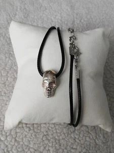 .970 Solid Silver Skull Pendant With Leather Necklace New. - Picture 1 of 7
