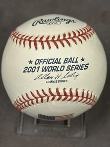 2001 World Series Official MLB Rawlings Baseball AZ vs. NY First Pitch Flag - Picture 1 of 2