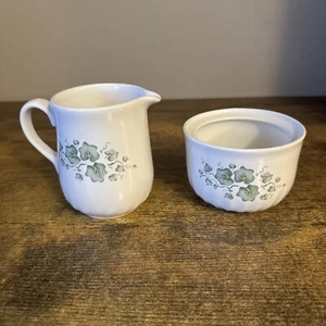 VNTG Corelle Coordinates Creamer Pitcher & Sugar Bowl (no lid) "Callaway Ivy" - Picture 1 of 2
