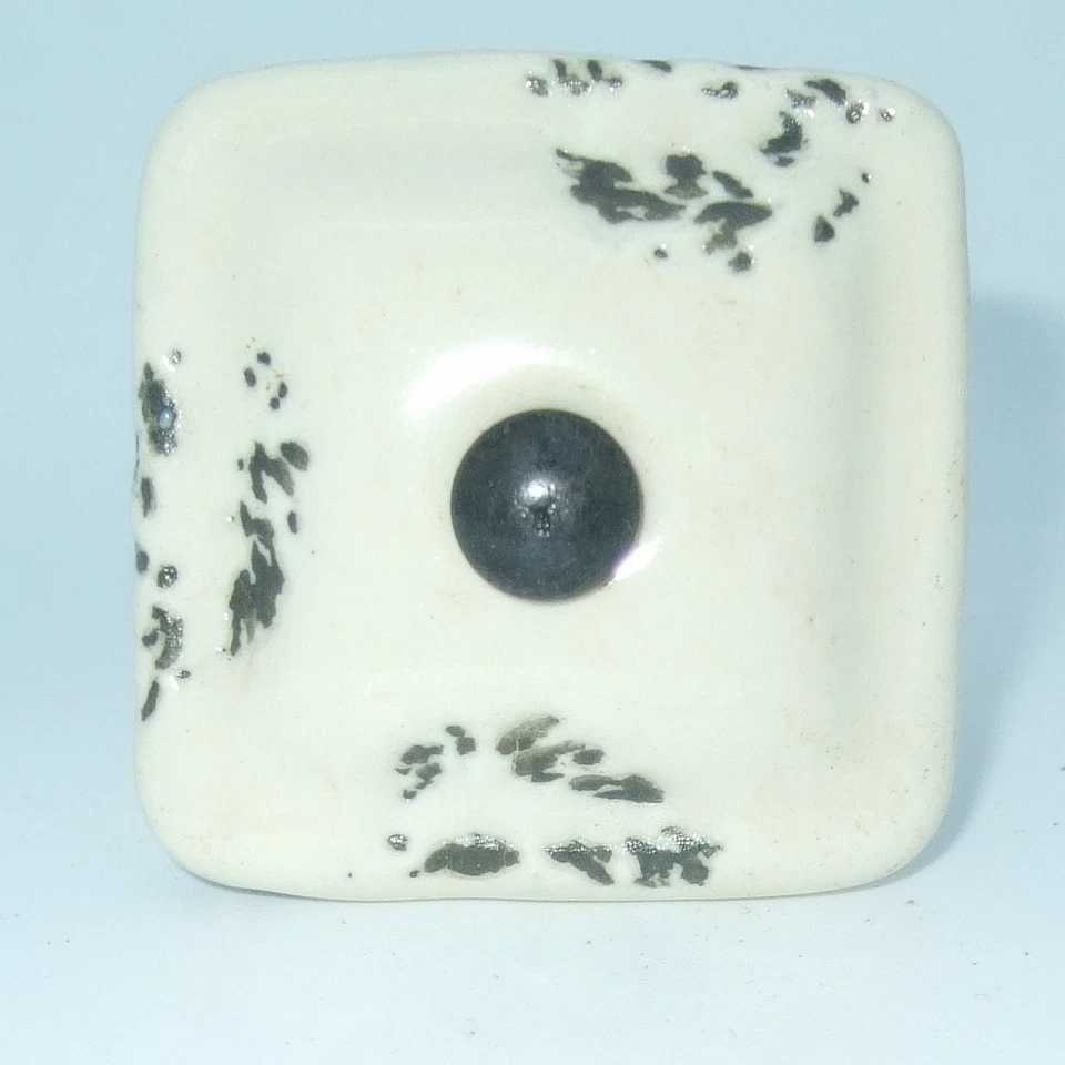 VINTAGE SHABBY CHIC VARIOUS COLOUR CERAMIC CUPBOARD DOOR KNOBS DRAWER PULLS KB07 - Image 1 of 1