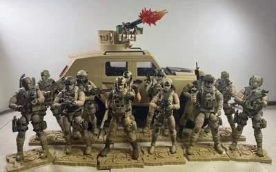 ¡Enorme lote de 12 figuras de la Patrulla del Desierto de Valaverse! Cóndor, Brigada de Acero y Vanguardia Foto 1 de 4